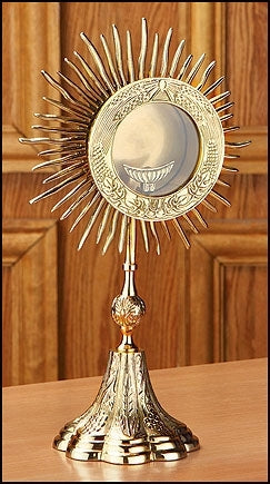 Grapes and Wheat Monstrance with Luna (Series NC915)